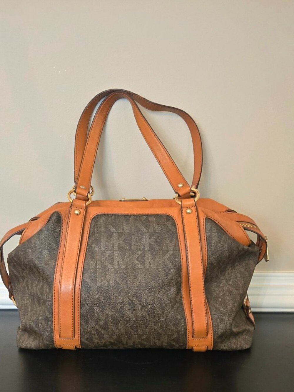 Michael Kors satchel bag